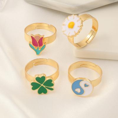 China Trendy Wholesale Gold Plated Colorful Enamel Rings Flower Daisy Rings For Ladies for sale