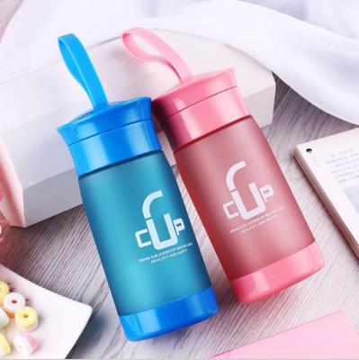 China Sustainable Sport 380ml Plastic Water Bottle With Tea Infuser for sale