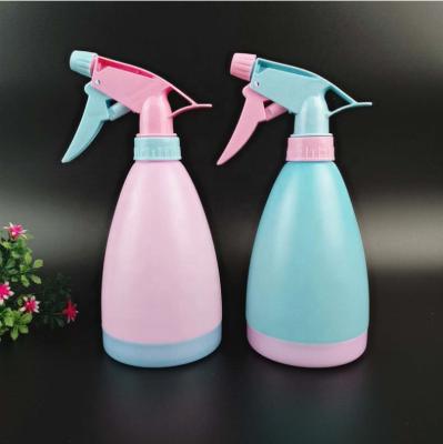 China Household Products Garden Plastic Water Sprayer Bottle Refillable Watering Can Empty 500ml Mist Trigger Spray Bottle for sale