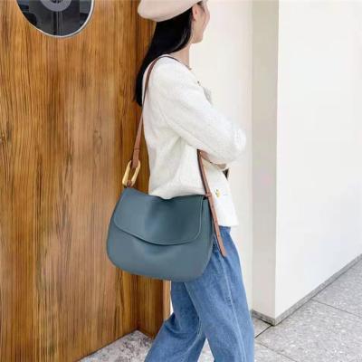 China 2021 new fashion simple women's bag single shoulder armpit cross - body bag large capacity cow leather bag for sale