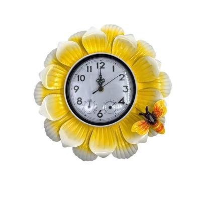 China Custom Antique Style Wall Clock 12 Inch Printed Face Battery Operate Quartz Plastic Round Gift Antique Body Customized Style Decorative Time for sale