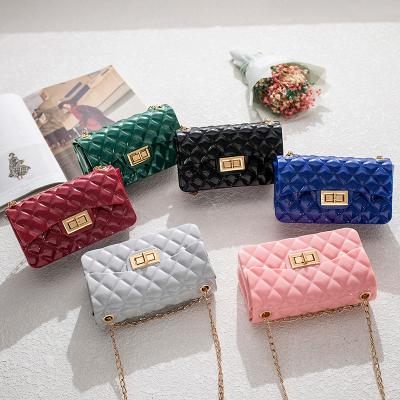 China Fanshion factory direct child Jelly Bag Purses PVC Diamond Lattice Crossbody Bag Chains small for sale