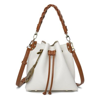 China Fashion factory direct genuine leather designer handbag women drawstring bucket bag for sale