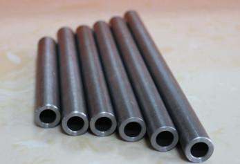 중국 ASTM A106 Seamless Steel Pipes For Oil And Gas Line 13.7 To 1016mm 판매용