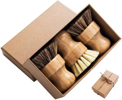 China Sustainable Bamboo Dish Scrub Brushes, Kitchen Wood Cleaning Scrubbers Set For Cast Iron Pan / Wash Pot, Natural Sisal Bristles for sale