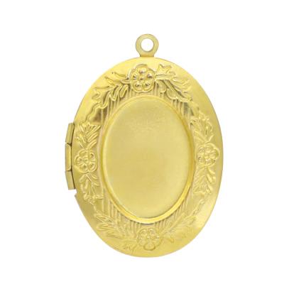 China CLASSIC Raw Brass Oval Type 37 41 Patterned Photo Pendant Blank Factory Supply Photo Frame Pendant Necklace Pendant Hinge for sale