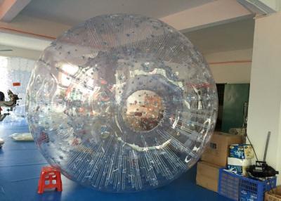 China Bedecken Sie aufblasbarer Zorb Ball-Fußball PVCs/TPU, riesiger Hamster-Ball für Menschen   mit Gras zu verkaufen