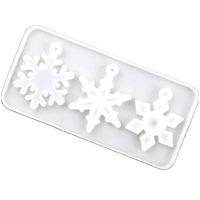 China Handmade Crystal Drop Glue Silicone Chocolate Mold Cookie Mold Silicone Snowflower DIY Baking Mold for sale