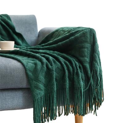 China Inyahome Wearable Soft Tassels Fringe 3D Acrylic Knitted Decorative Throw Blanket Lightweight Textured Farmbouse Home Decoration for sale