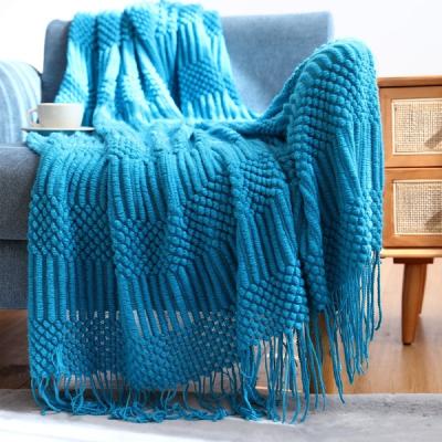 China Inyahome Portable Acrylic Knitted Throw Blanket Light Weight and Soft Cozy Decorative Woven Blanket with Tassels for Travel, Couch, Bed for sale