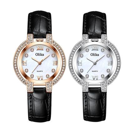 China Automatic Date Fashion Ladies Iced Out Watch Quartz Watches Watch Bands Gold Case Charm Silver Quartz Leather Wrist Watch for sale