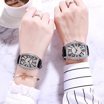 China Automatic Date Fashion Couples Leather Strap Watches Set Men And Women Stainless Steel Quartz Watch Stainless Steel Wrist Watch for sale