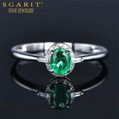 China FASHIONABLE European Luxurious Bridal Jewelry 18k Gold SGARIT Gemstone Ring 0.41ct Green Natural Green Ring for sale