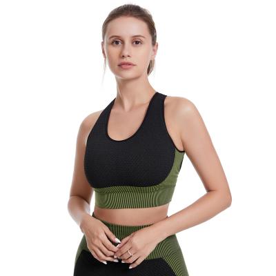 China CHALET Manufacturer Breathable Direct Grass Green Gym Fitness Yoga Tops Black Running U-Neck Sports Seamless Yoga Set for sale