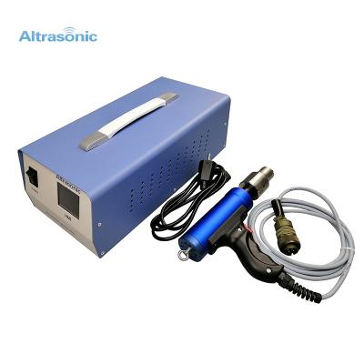 China Auto Parts Welding Spot Welder Small Riveting Frequency Ultrasonic Portable 40khz Parts Generator 15khz 2600w Welding Machine for sale