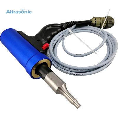 China Automotive Body Repair Welder Plastic For Nonwoven 30khz Face Mask Ultrasonic Handheld Spot Welding Machine for sale