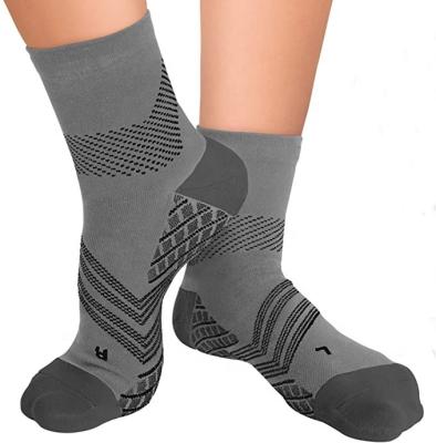 China 2021 THETA QUICK DRY Gray Seamless Plantar Fasciitis Ankle Compression Socks Warm Nurse Socks for sale