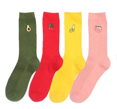 China Wholesale Fashion QUICK DRY THETA Fresh Colorful Men's Breathable Ankle Combed Embroidery Logo Cotton Crew Socks for sale