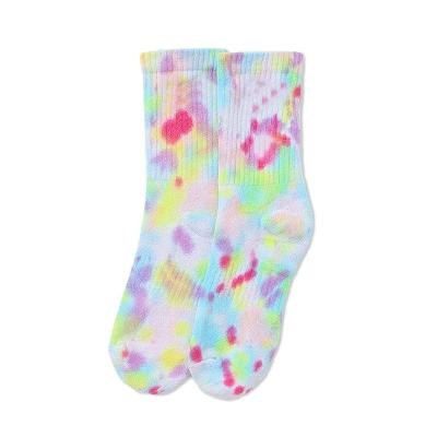 China Custom High Quality QUICK DRY THETA Tie Funny Dye Print Colorful Rainbow Cotton Crew Sports Socks for sale