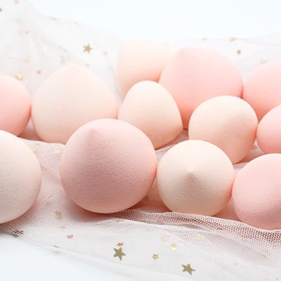 China Wholesale Soft Super Soft Custom Makeup Soft And Elastic Logo Makeup Blender Marshmallow Makeup Sponge Peach Cupcake Beauty Soft Sponge for sale