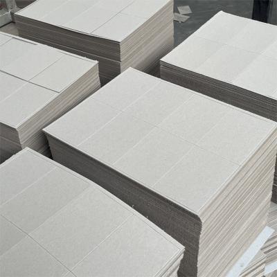 China Moisture Proof All Grammage Laminated 3mm 3.5mm 4mm Gray Board Hardness Cardboard Paper for sale