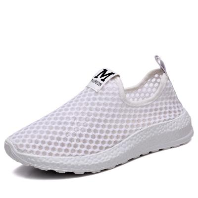 China Mesh Breathable Flat Shoes Daily Style Walking Shoes Fashion Trend Low Price Wholesale Women's Sports Shoes for sale