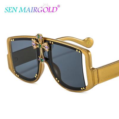 China Mujer de luxe uv400 de Crystal Vintage Men Sun Glasses Lentes de sol de anti new fashion UV400 oversized sunglasses women for sale