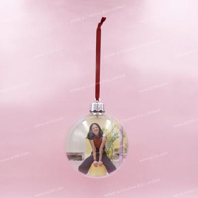 China Classic Multifunctional Purpose Stripes Christmas Tree Decoration Plastic Clearly Stands Two Photo Bauble Frame Ornament for sale