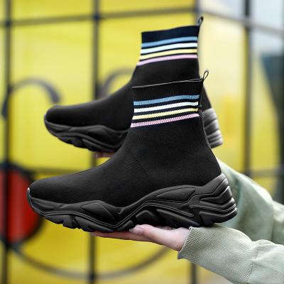 China Fashion Trend Ruffled Weaving Sports Slip On Sneaker Elastic Pull-On Lightweight Sock Shoes Unisex Men for sale