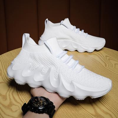 China CUSHIONING 2022 original unisex fashion sneaker style sports shoe YEEZY authentic working sock walking shoes for sale