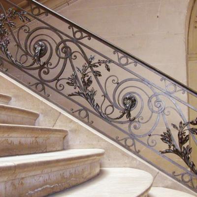 China Indoor cheap handrailing iron wrought iron staircase for sale