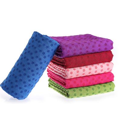 China QUICK DRY Microfiber Non Slip Hot Yoga Mat Towel with Silicone Dots for sale