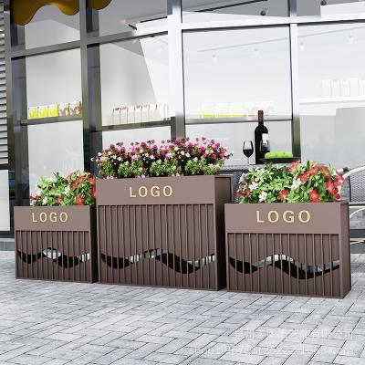 China American High Quality Metal Wrought Iron Large Outdoor Mall Style Plant Flower Box for sale