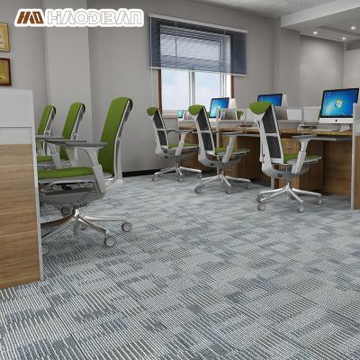 China Super Suelos De Vinilo Autoadhesivo PVC Commercial Grade Antiscratch LVT Non Slip Plank Flooring Luxury Vinyl Tile Carpet For Office for sale