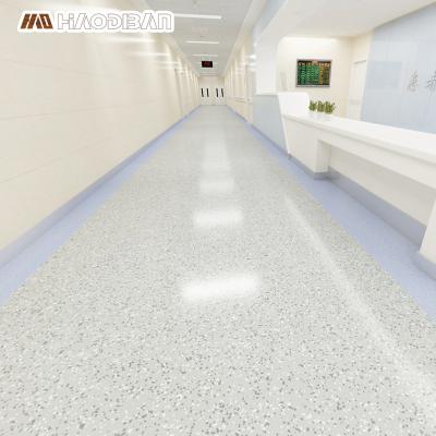 China Modern 1.5mm 2.0mm Antibacterial 3.0mm Glue Down Tile Vinyl PVC Flooring Roll For Hospital Nursing Room for sale