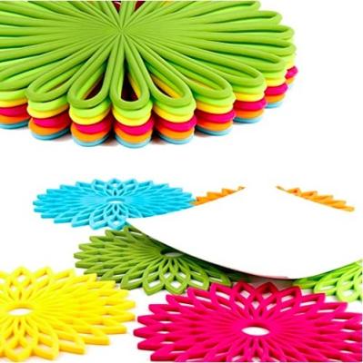 China ME.FAN 3 Viable Silicone Multi-Use Flower Set Tripod Mat for sale