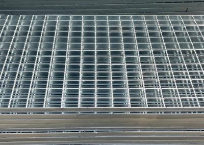 China Heavy Duty Galvanized Steel Driveway Grating Metal Bearing Bar Steel Grid Serrated Steel Mesh for sale