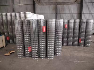 China malla de alambre soldada con autógena galvanizada sumergida caliente del agujero de 25x25m m en venta