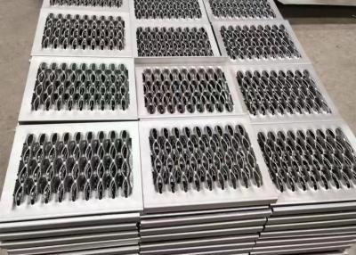 China Rejas de acero galvanizado de agujero redondo S275jr sumergido en caliente en venta