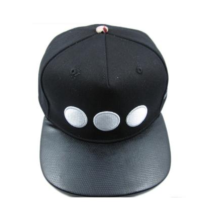 China COMMON custom design 2D embroidery flat logo 58-62cm black leather logo 100% leather pu hiphop snapback hat polyester bill 100% leather hats for sale