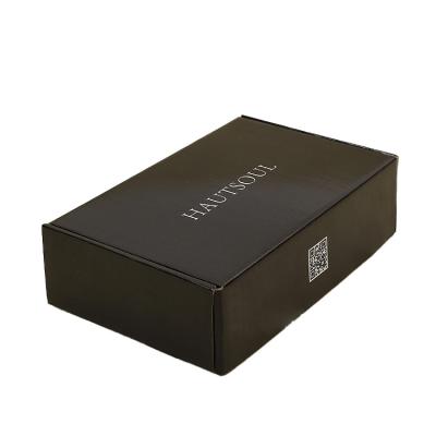 China Custom Hot Stamping Recycled Materials Logo Mailing Box For Extra Tough Express Jewelry Clothes Packing Black Paper Mailbox for sale