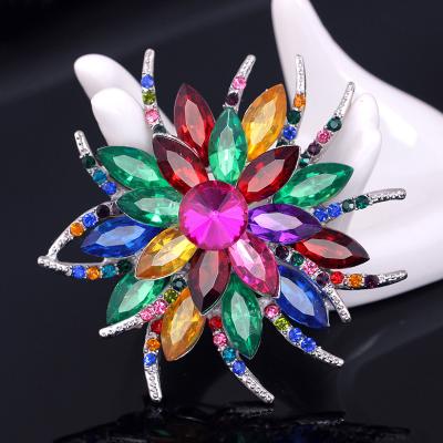 China ALLOY Hot Sale Fashion Vintage Beautiful Wedding Ladies Colorful Rhinestone Flower Brooch Pin for sale