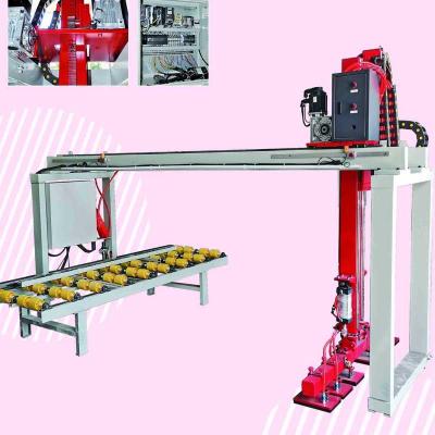 China Automatic Palletizing Robot Five Axis Robot 200KG Pick And Pack Robots Customized for sale