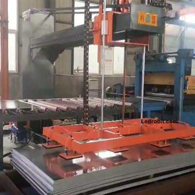 Chine Écran LCD Manipulateur de plaque d'aluminium Servo moteur Système de chargement de déchargement convoyeur à vendre