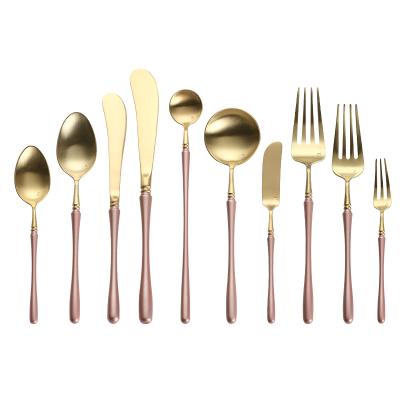 China Sustainable Rose Gold Cutlery Set Portable Stainless Steel Cutlery For Custom Metal Spoon Set for sale