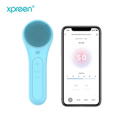 China Rechargeable Facial Brush DEEP CLEANSING Sonic Silicone Facial Cleansing Brush Electric Smart Home Products Scrubber for sale