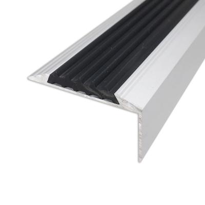 China Modern Metal Non Slip Staircase Aluminum Nosing For Carpet for sale