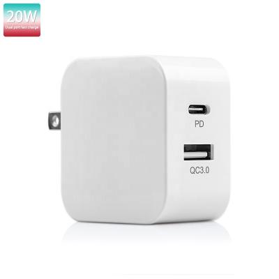 China PD20W QC3.0 usb fast charger chargerpd fast charger 20w type C ports wall chargers for iPhone 12 for sale