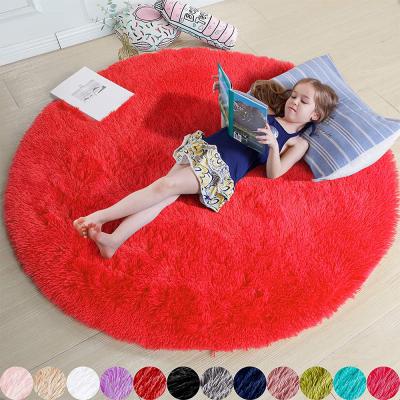 China Stain Resistant Christmas Red Plush Round Blanket For Bedroom, Kids Room Circle Carpet Furry Fluffy Blanket For Teens for sale