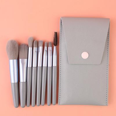 China Mini Makeup Brushes Portable Concealer 8 Natural Soft Cosmetic Sweeps Foundation Makeup Brush Set for sale